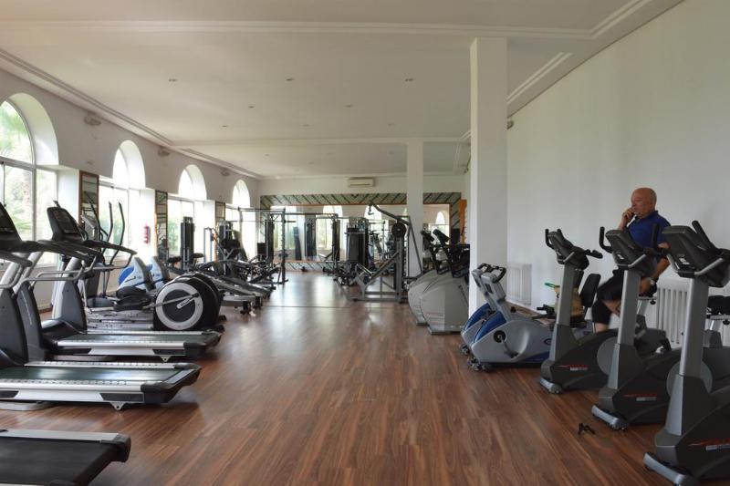 Htl Les Charmilles & Apartment Tunis